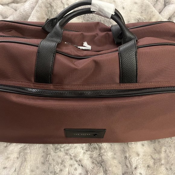 TED BAKER Legally Nylon Holdall Duffle Bag 20x12x9' MSRP$259 Oxblood GreatReview - Picture 2 of 9